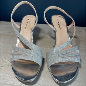 Touch of Nina size 10 heels silver